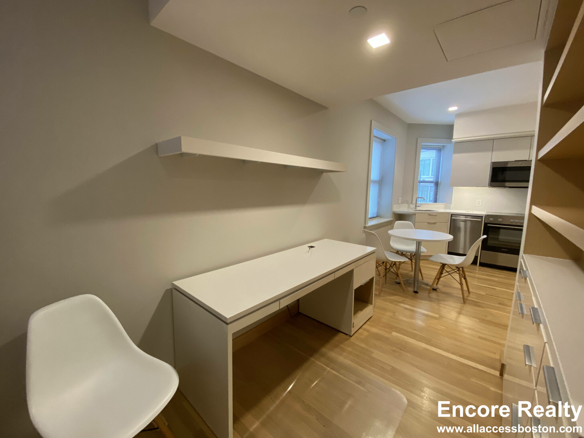 115 Mount Auburn St, Harvard Square