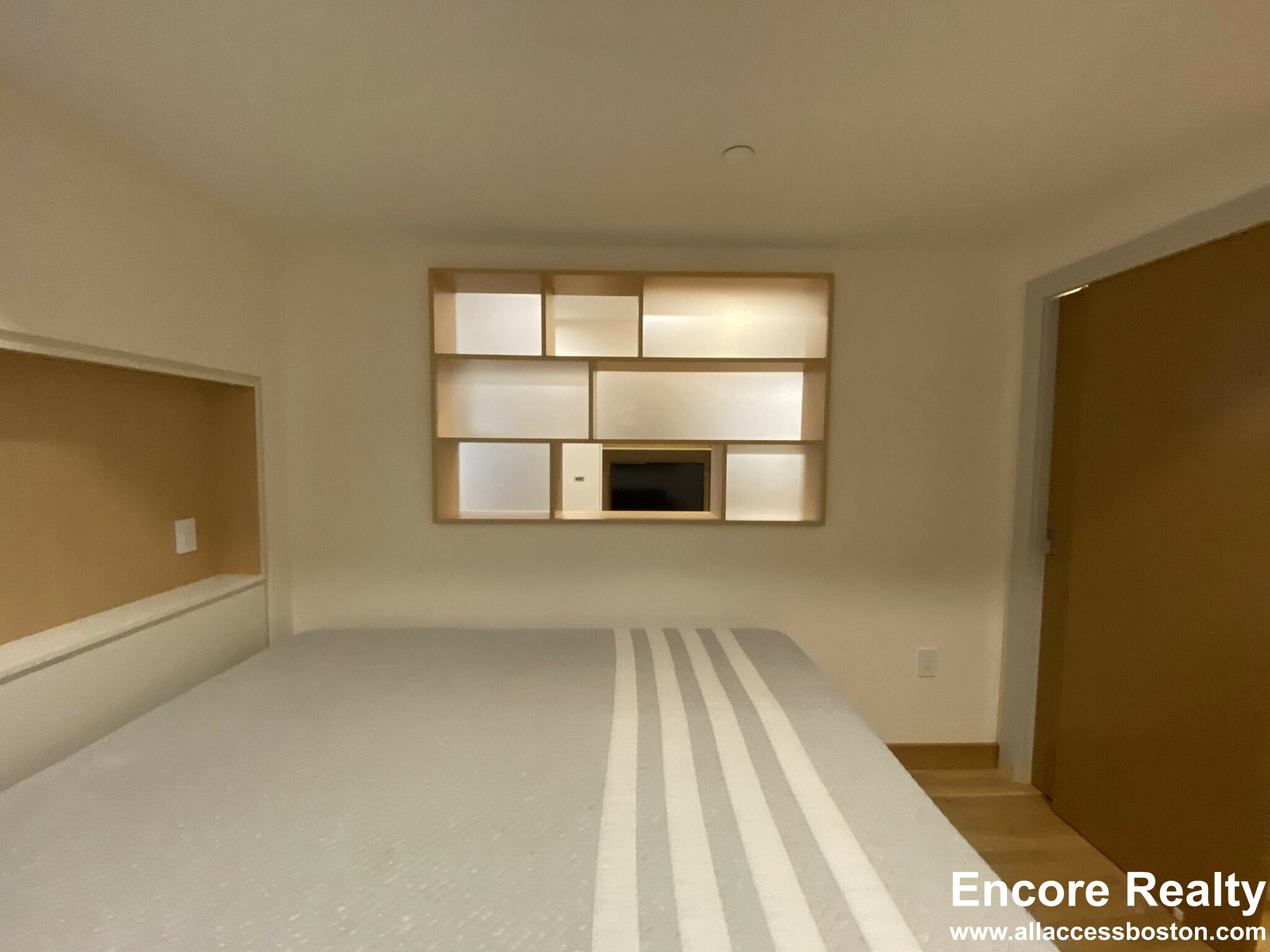 115 Mount Auburn St, Harvard Square