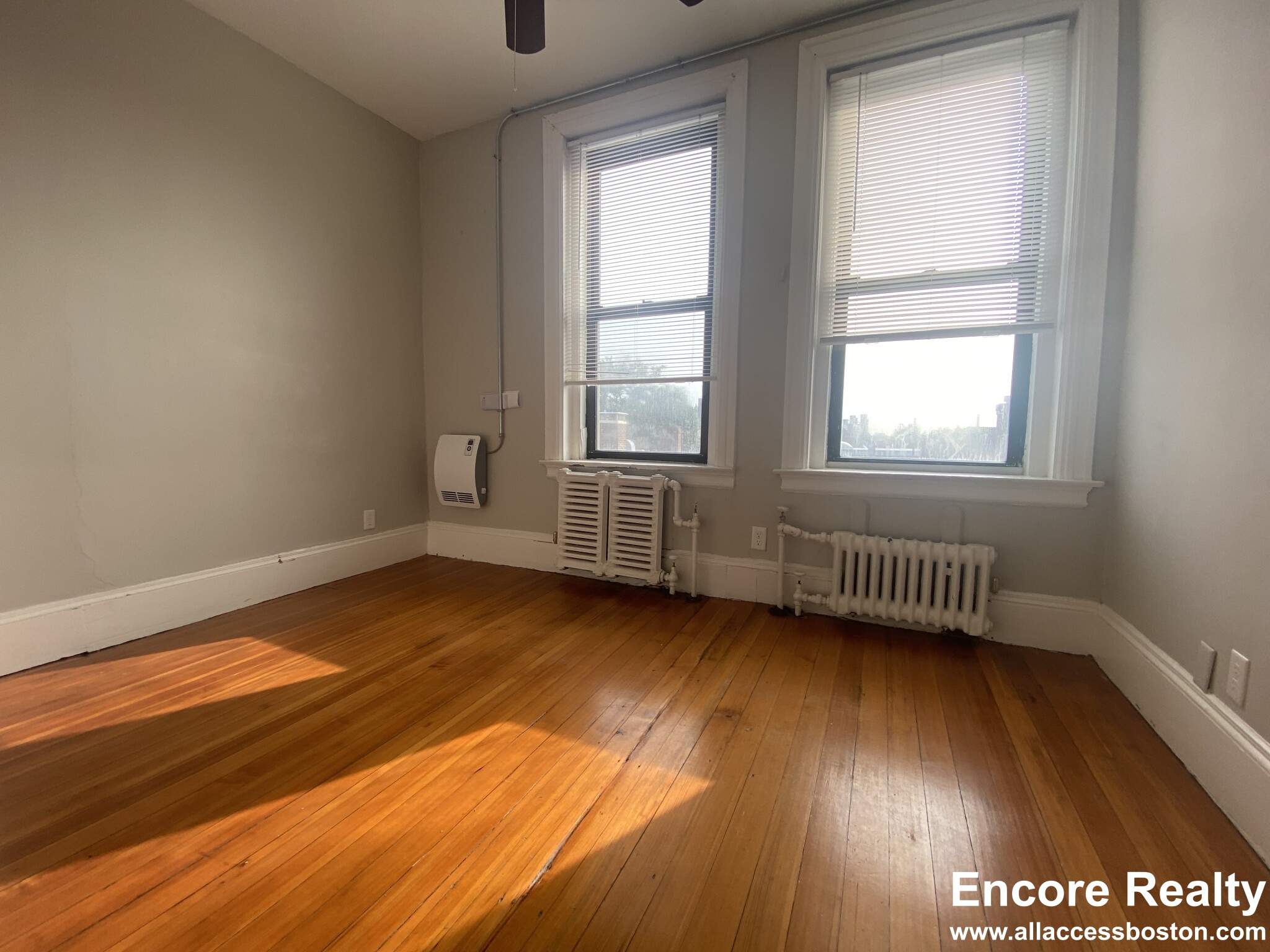 48 Jfk St, Harvard Square