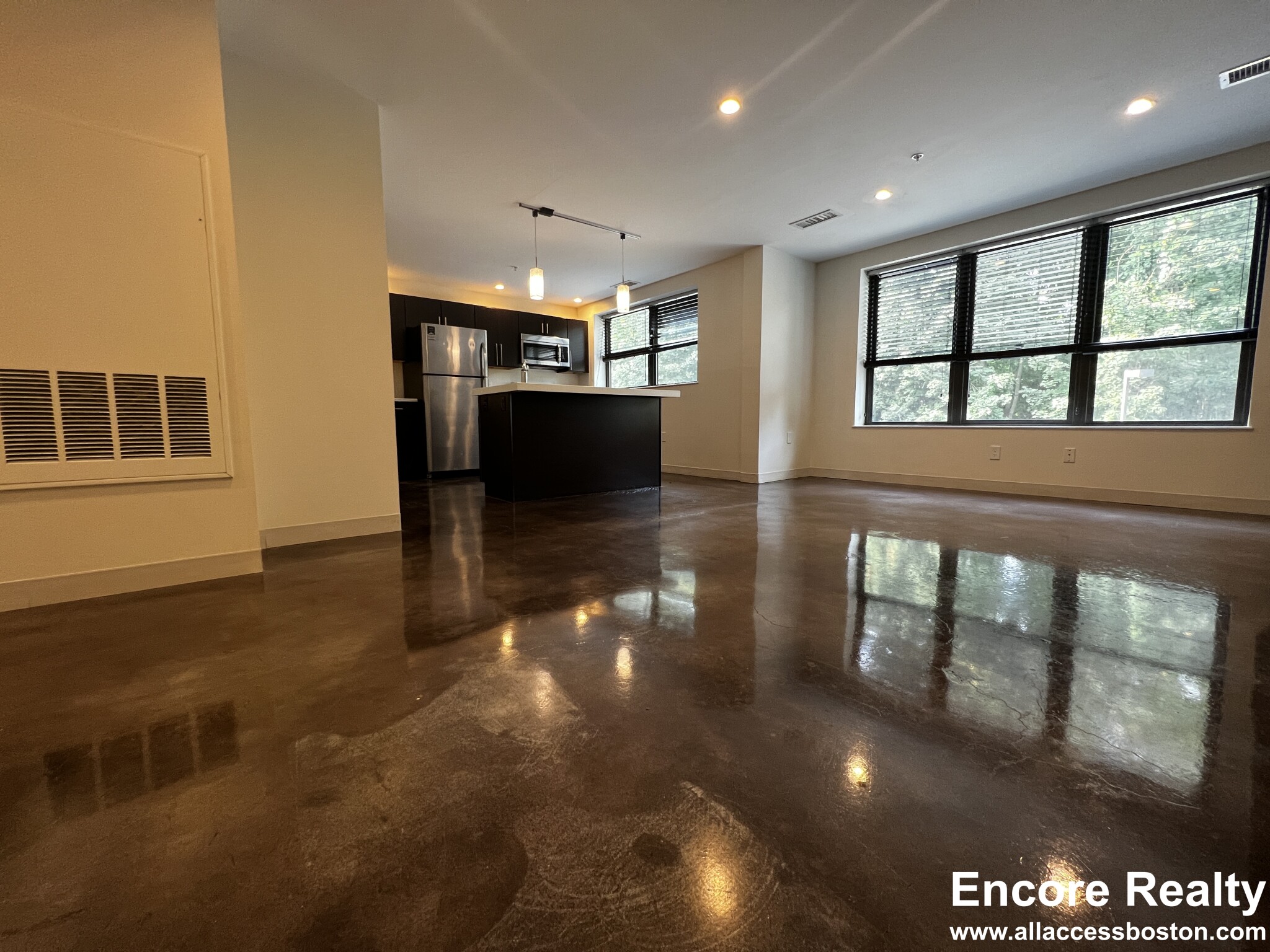 445 Willard St, Quincy Center