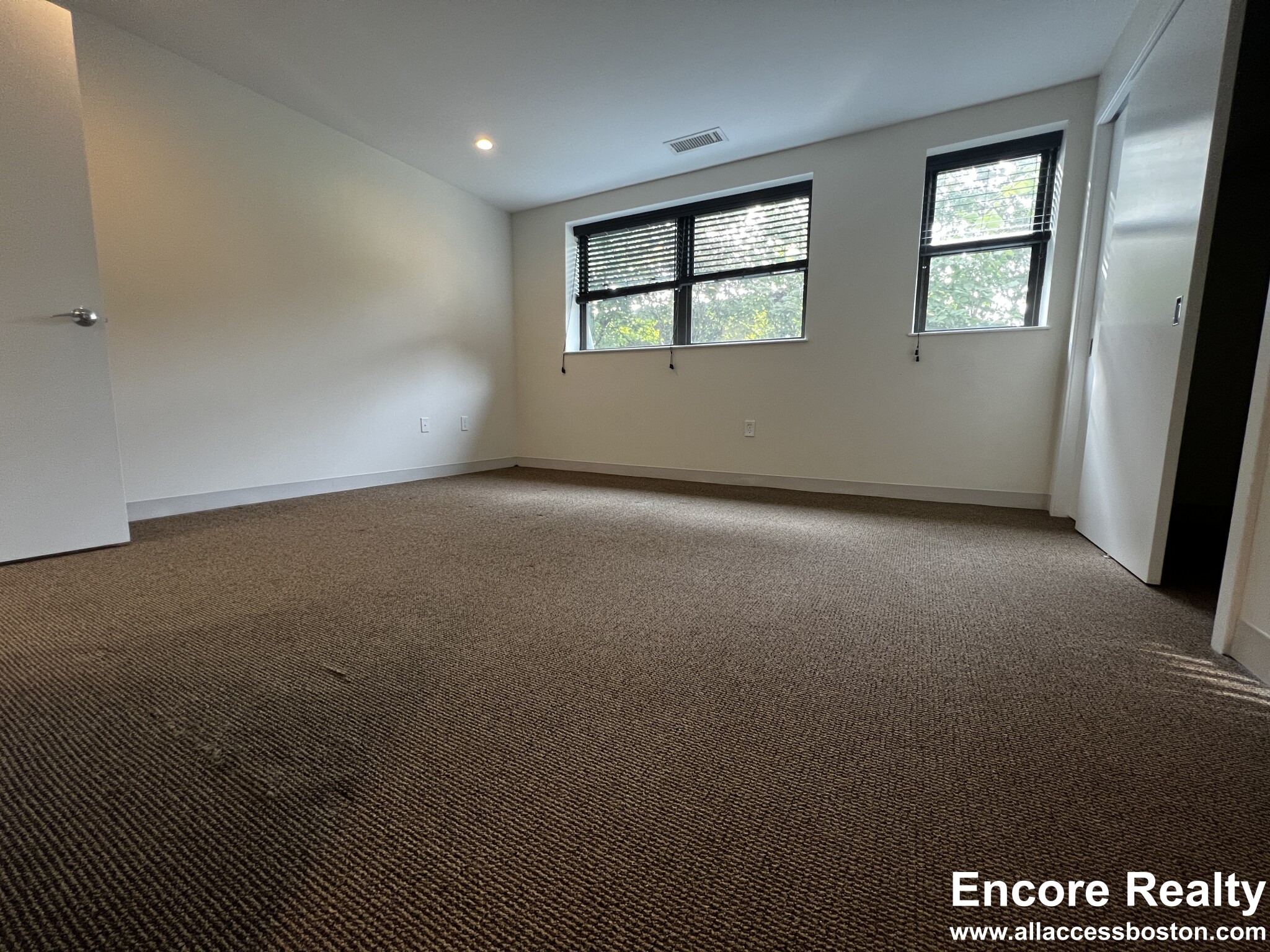 445 Willard St, Quincy Center