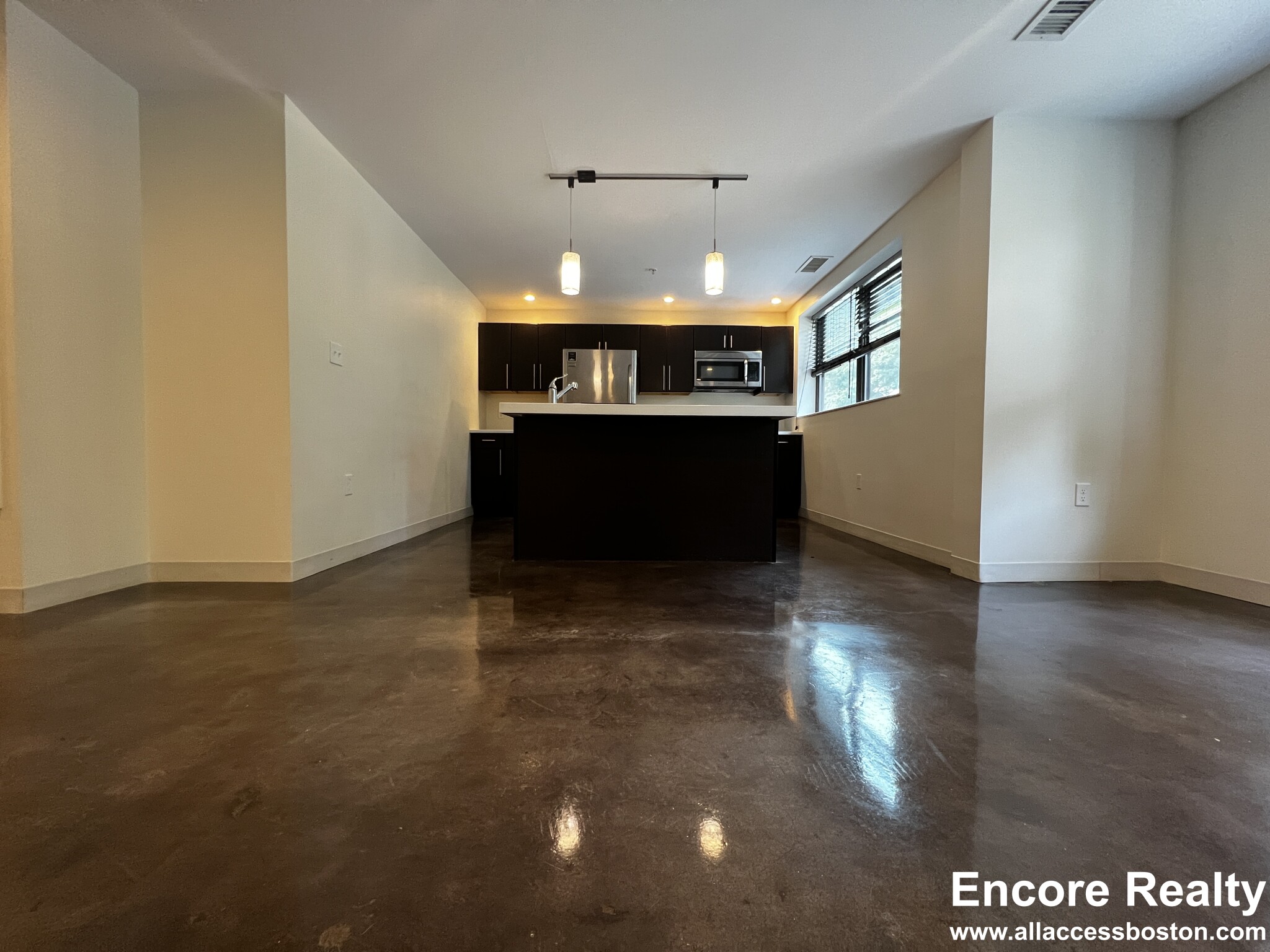 445 Willard St, Quincy Center