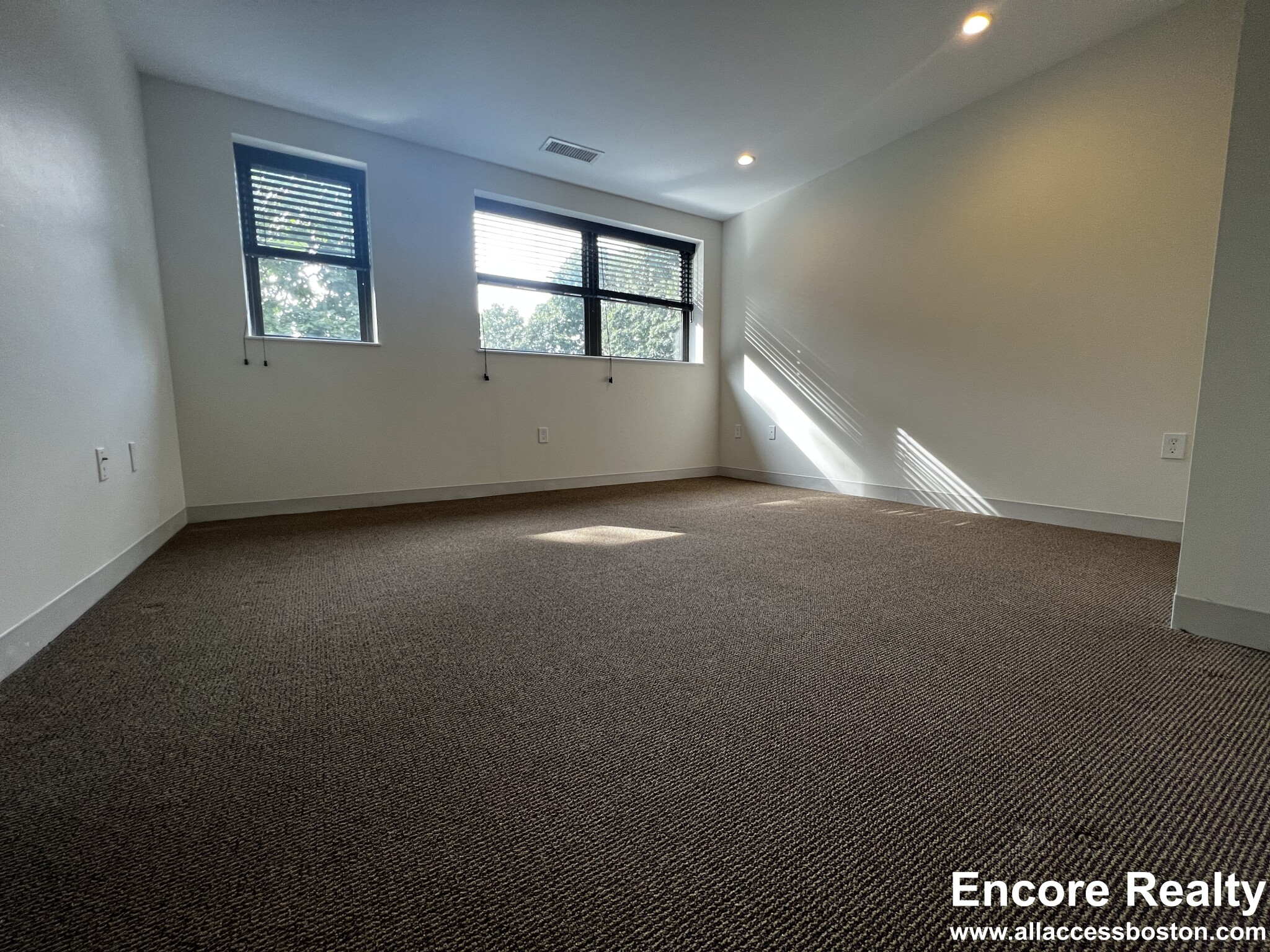 445 Willard St, Quincy Center