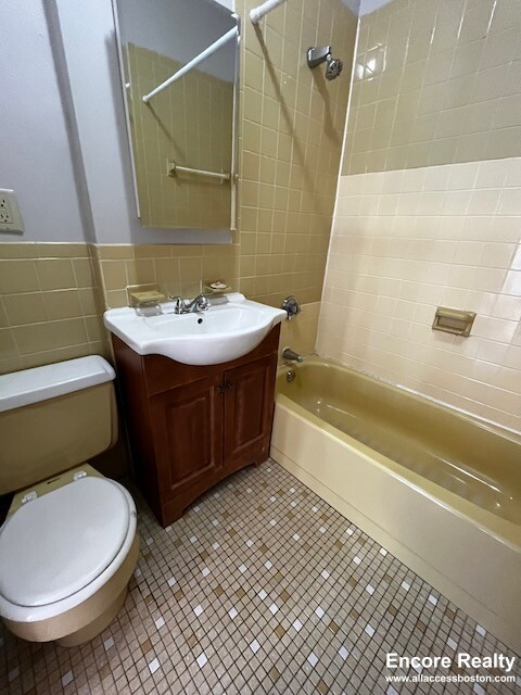 48 Jfk, Harvard Square