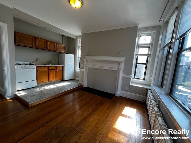 48 Jfk, Harvard Square