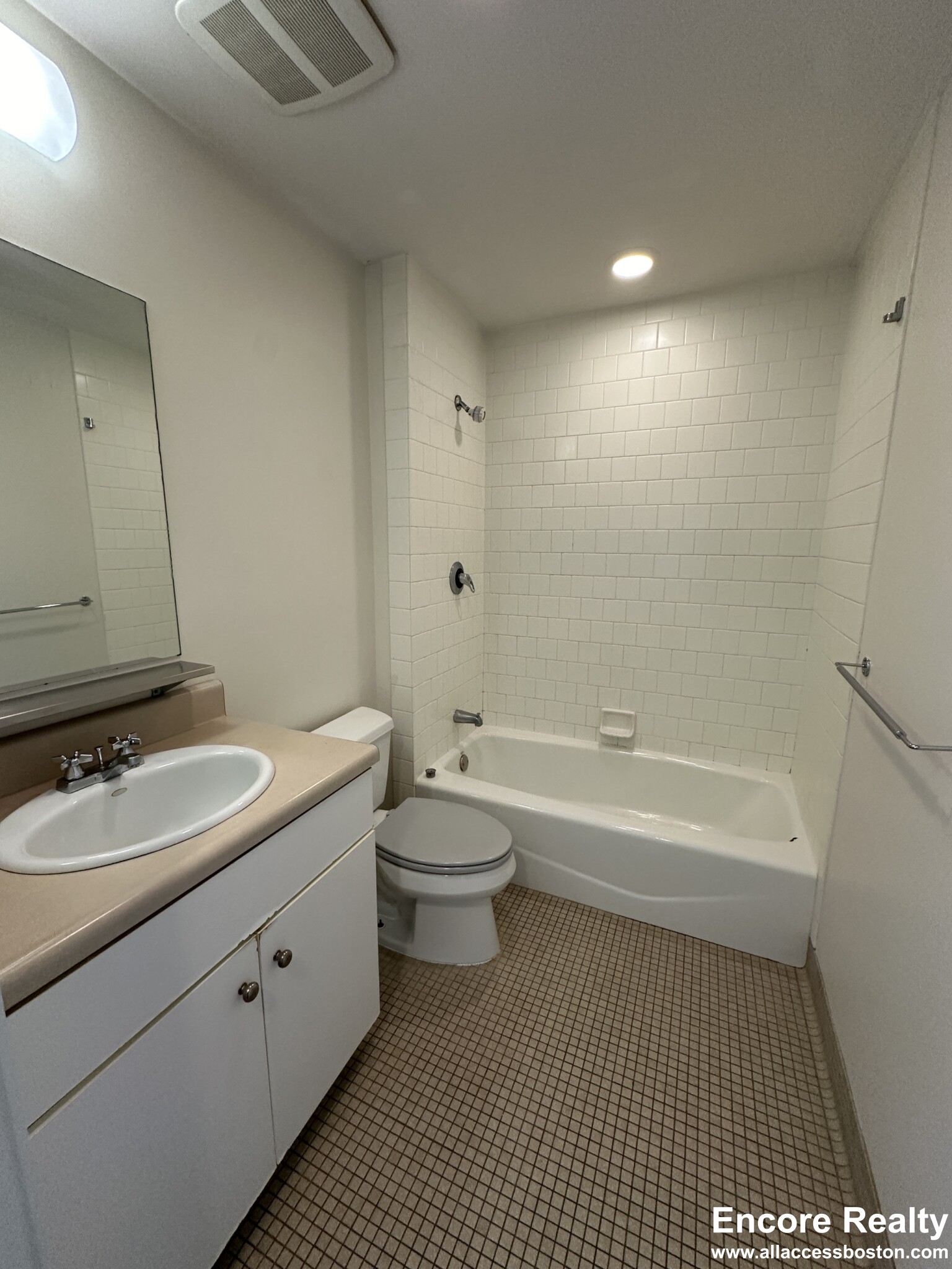 160 Berkeley St, South End