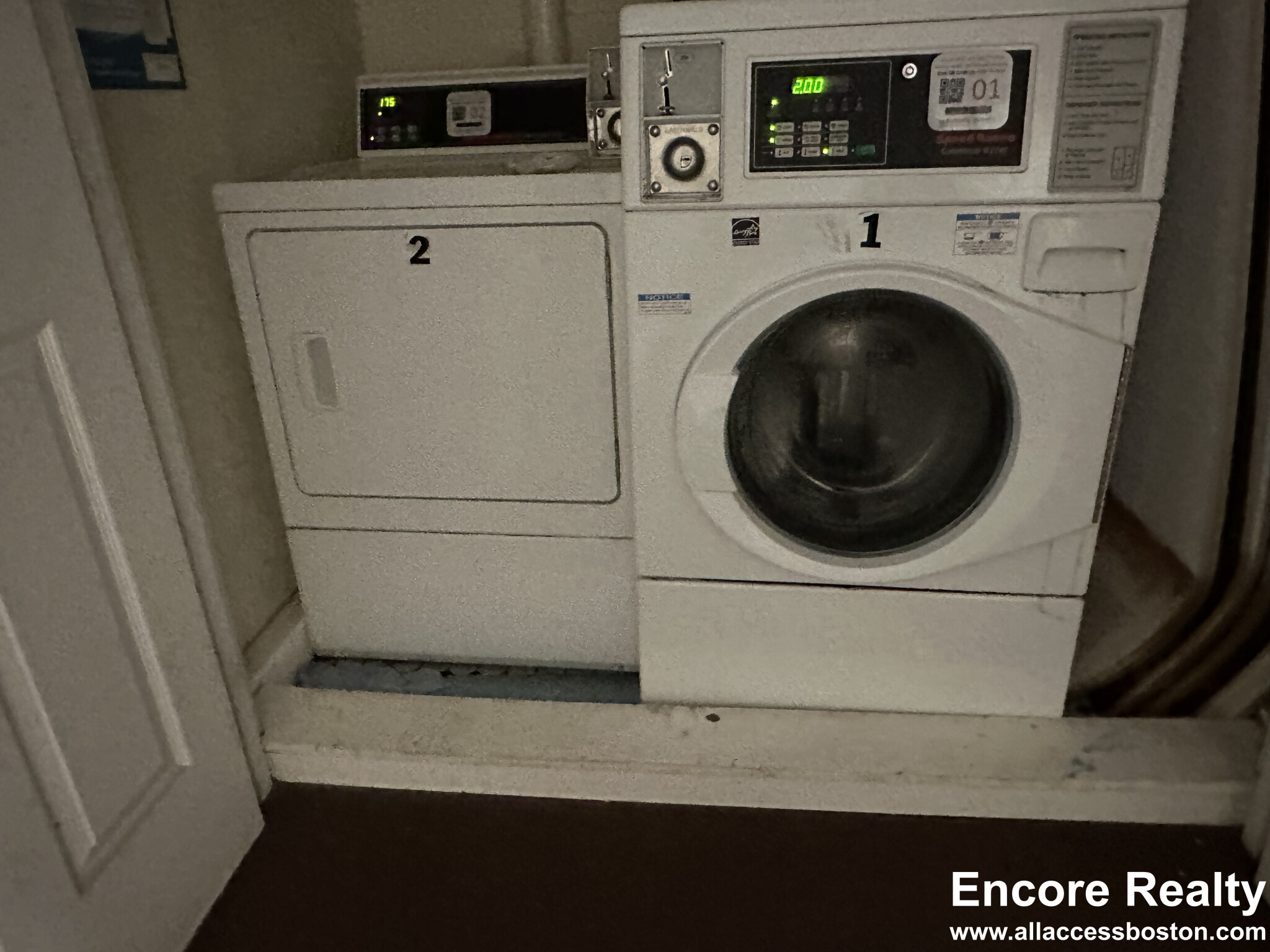 2386 Massachusetts Ave, North Cambridge