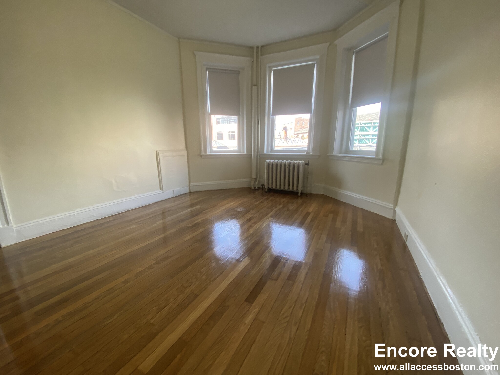 1171 Boylston St, Fenway