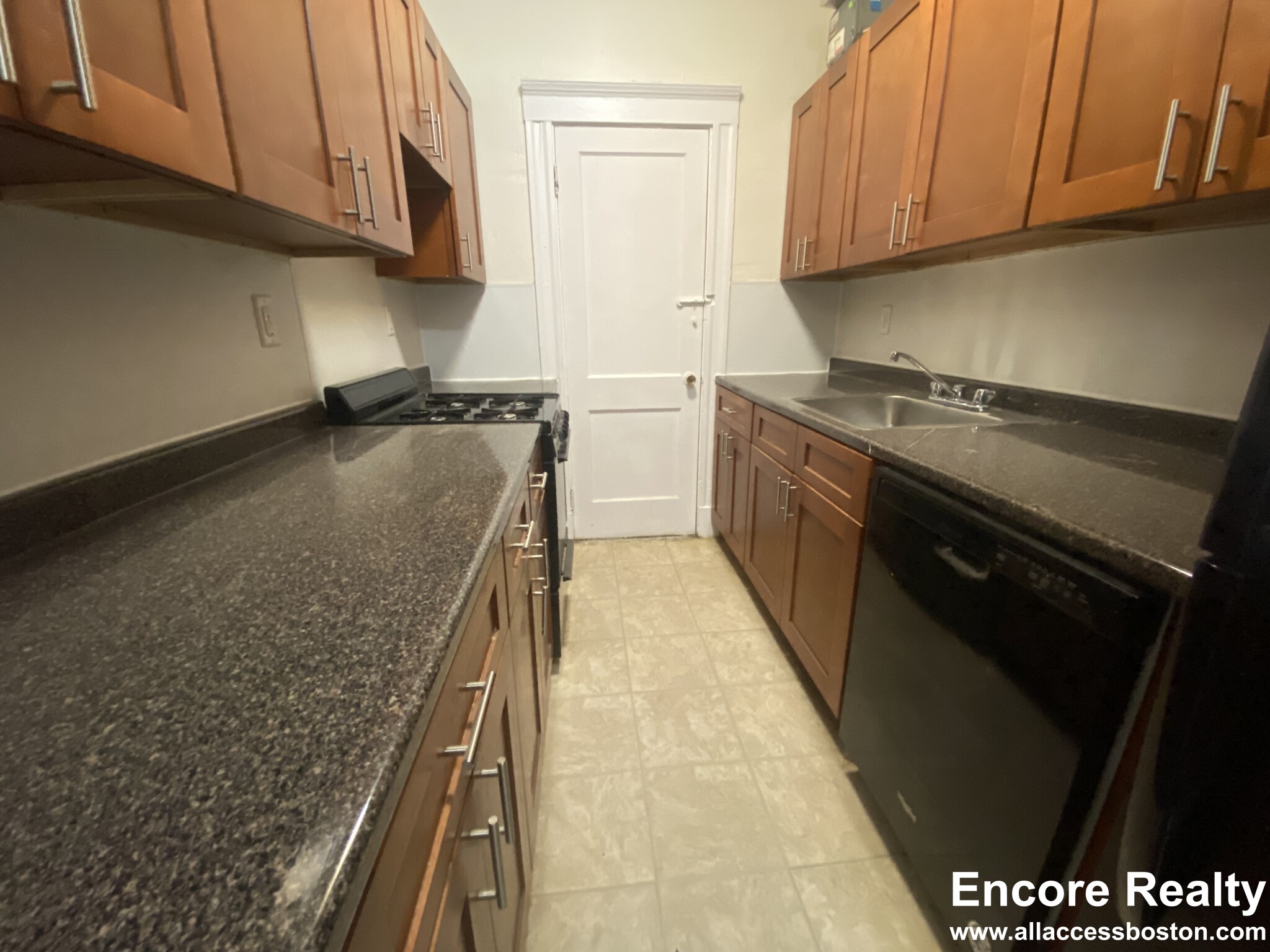 1171 Boylston St, Fenway