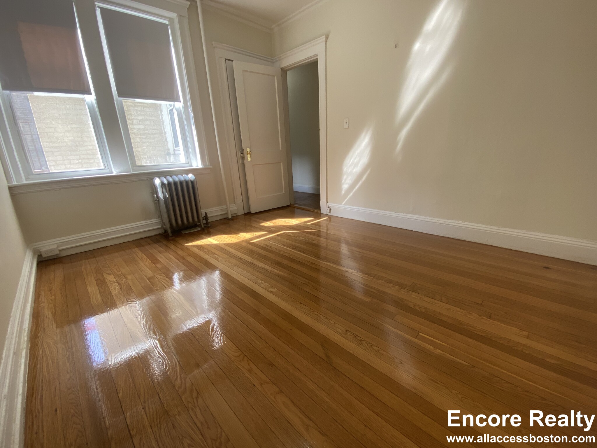 1175 Boylston St, Fenway