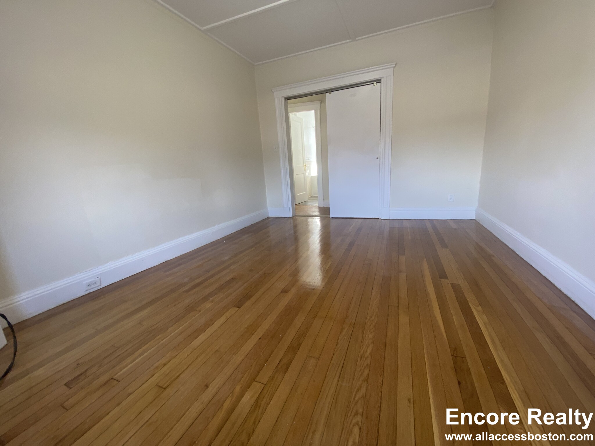 1175 Boylston St, Fenway