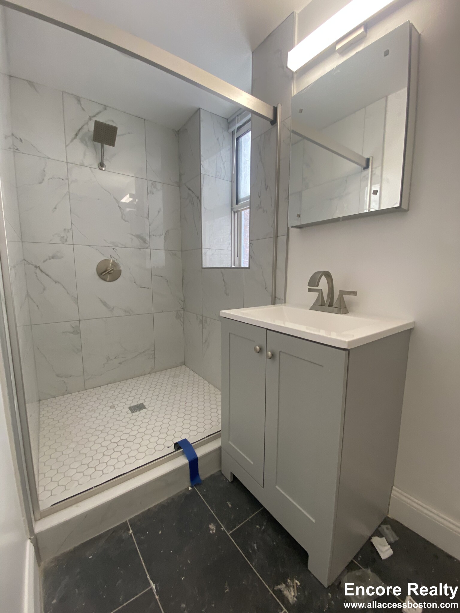 104 Queensberry St, Fenway