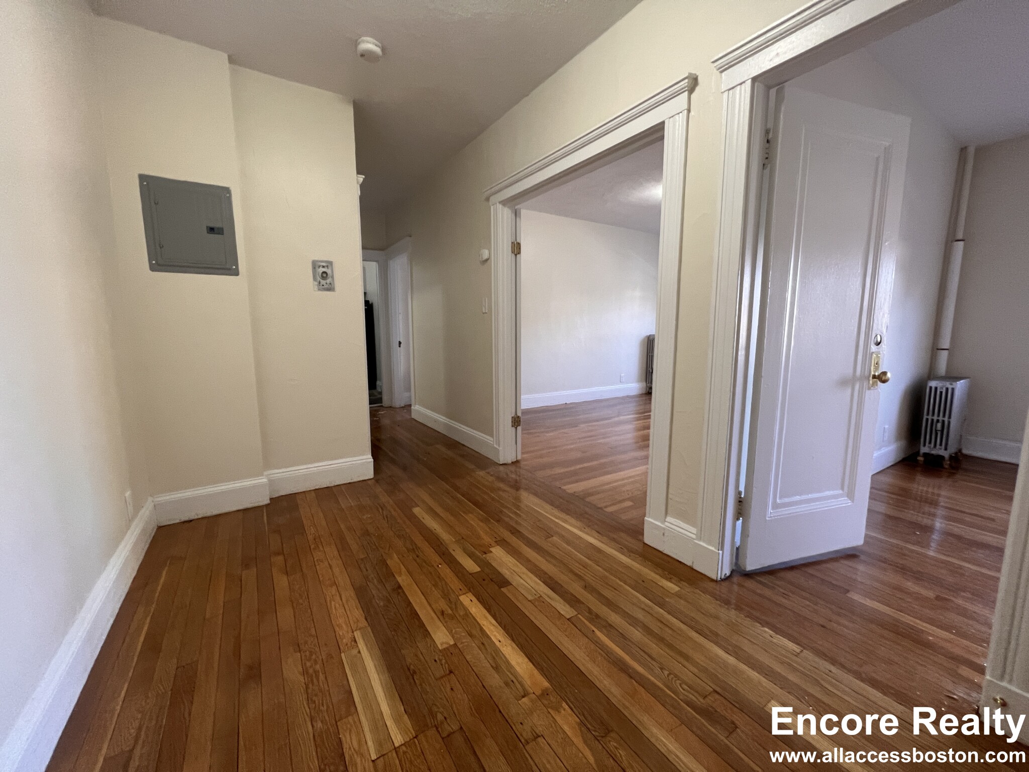 116 Washington St, Brighton