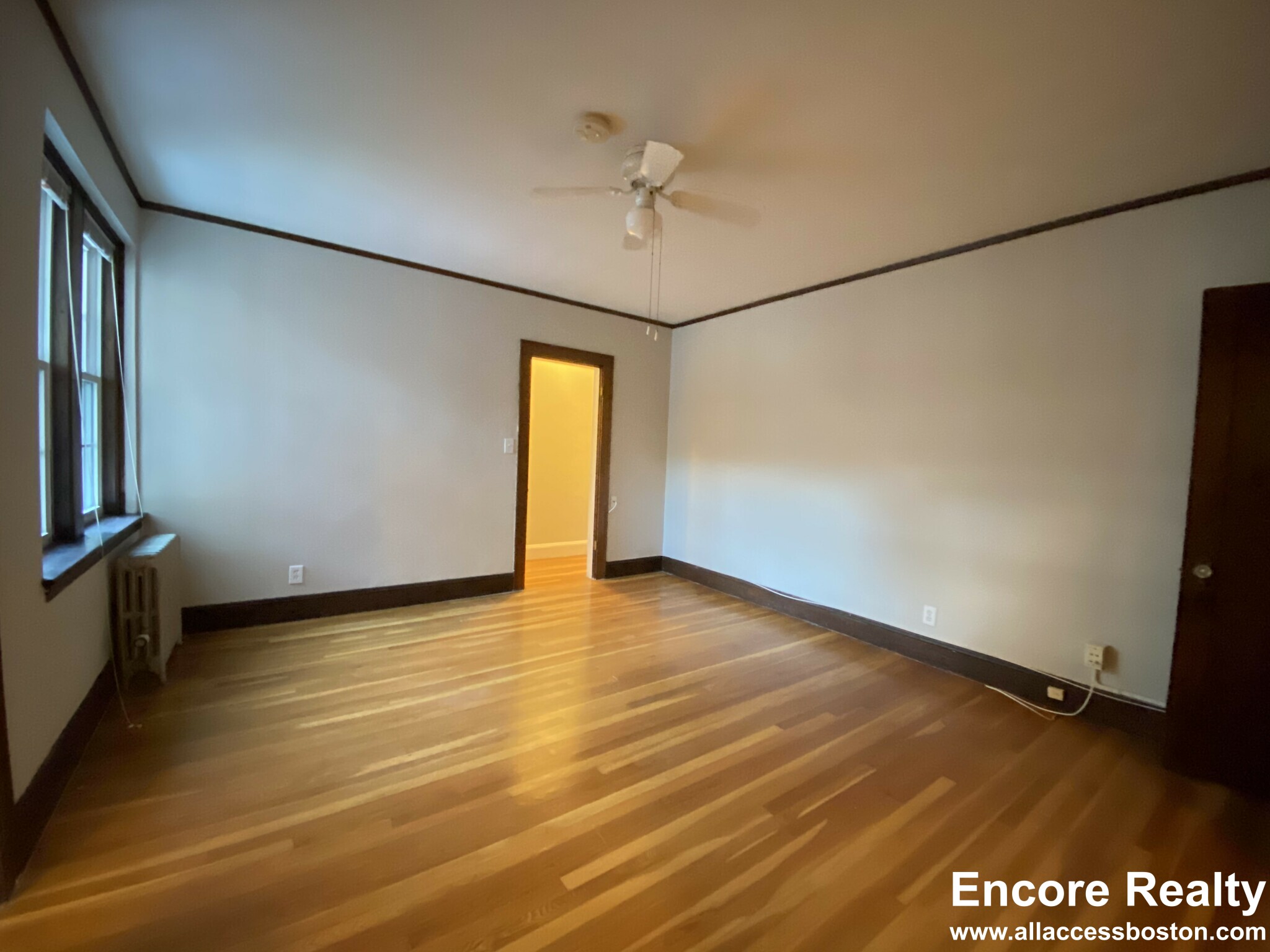 118 College Ave, Davis Square