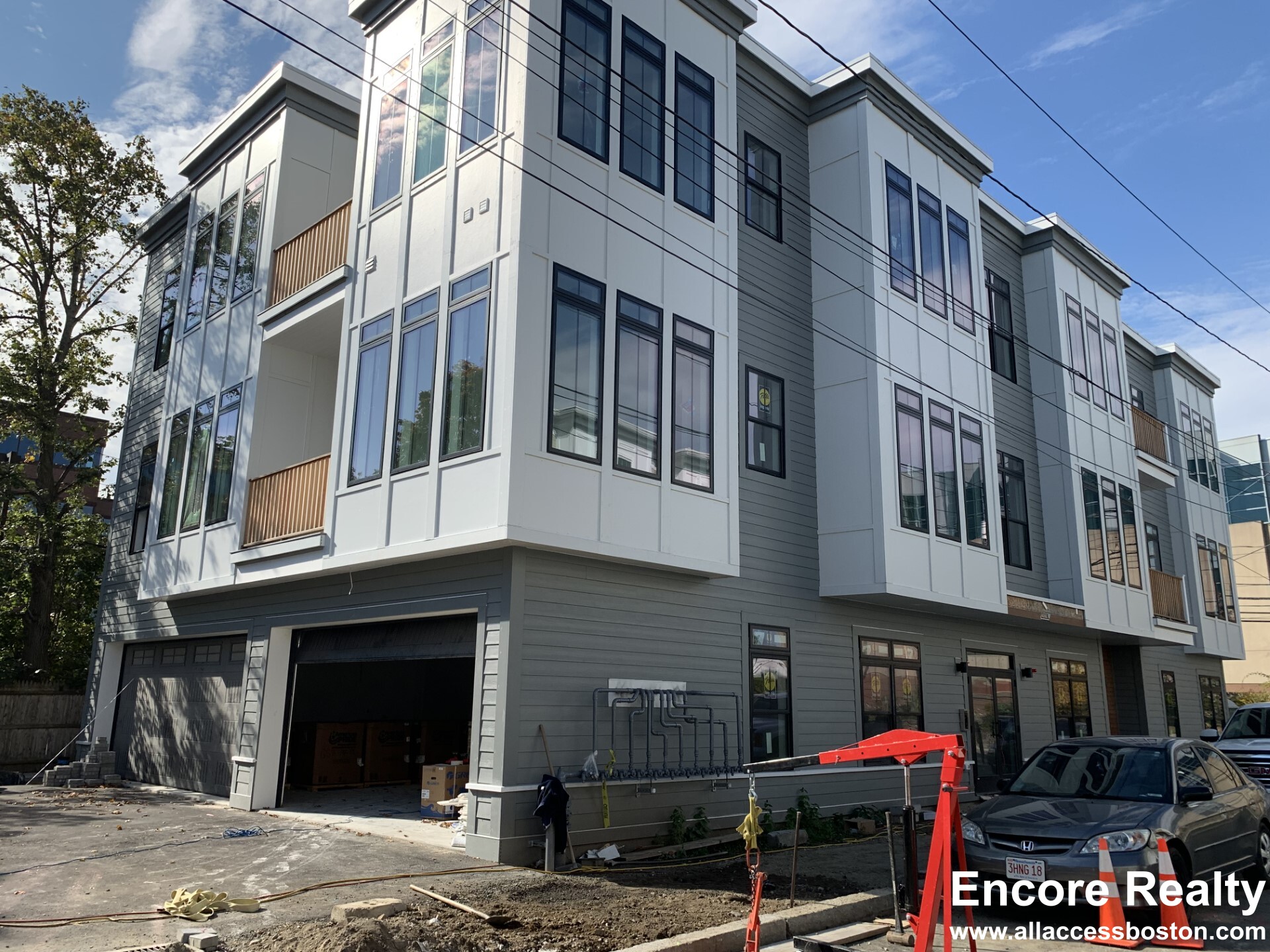 157 Everett St, Allston