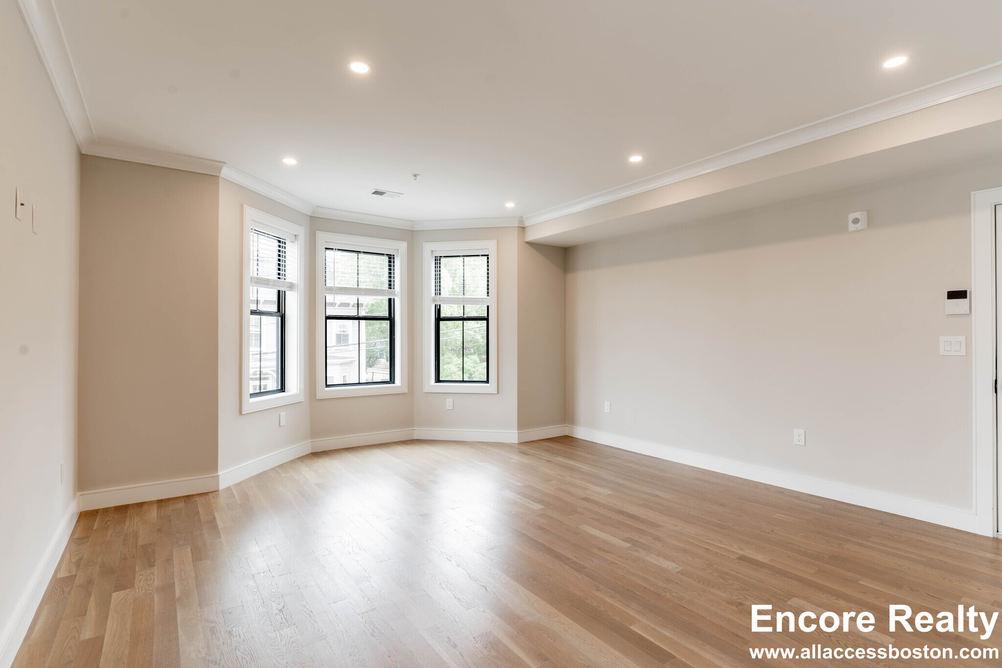 280 Lamartine St, Jamaica Plain