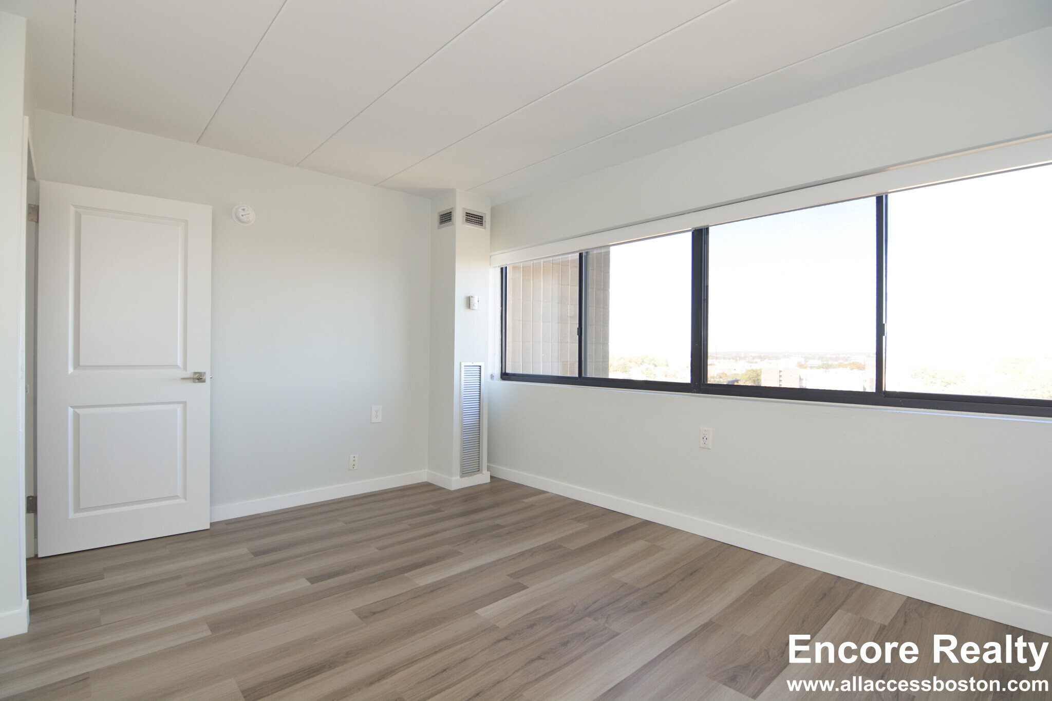 1925 Commonwealth, Brighton