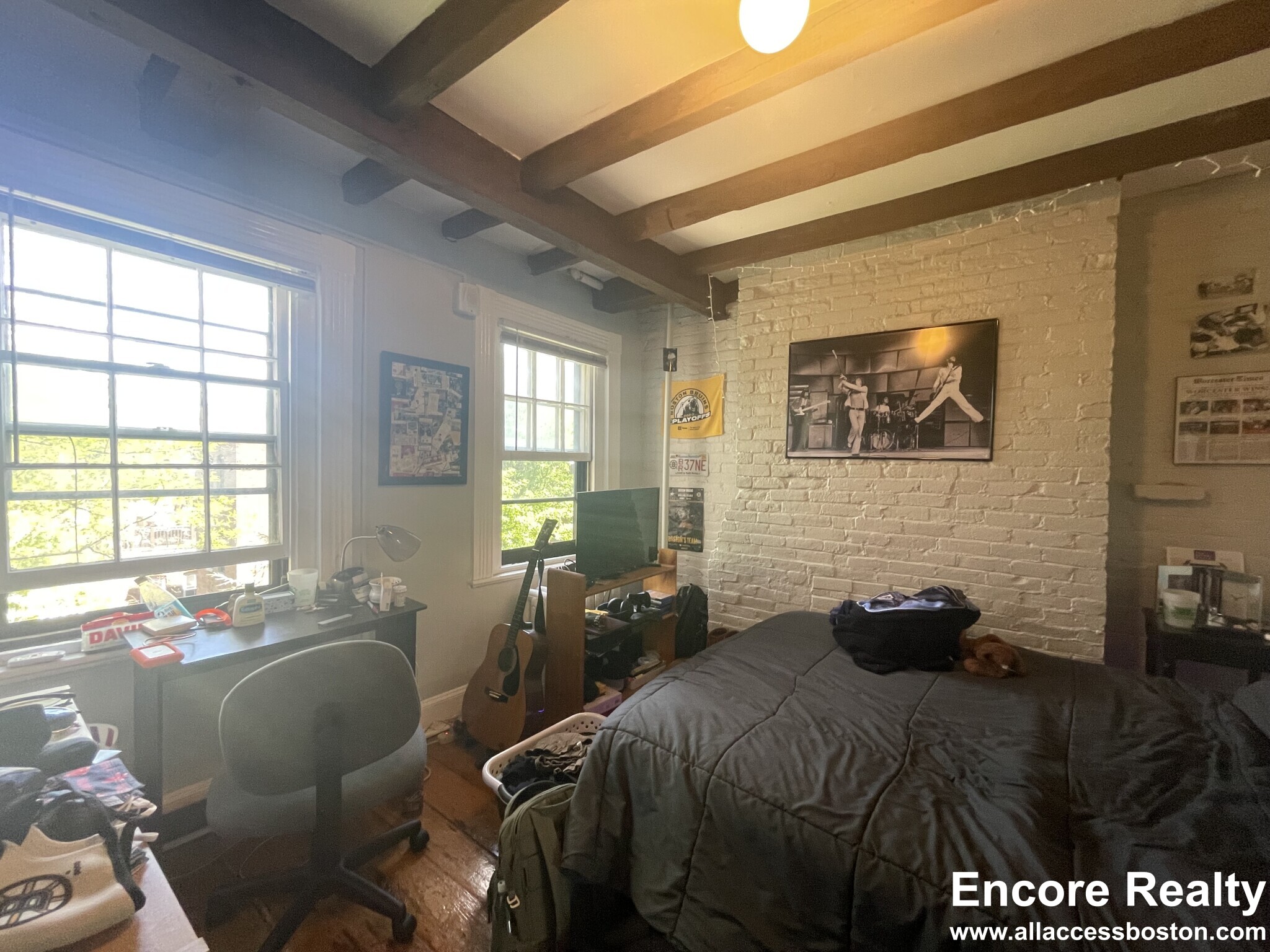 3 Champney Pl, Beacon Hill