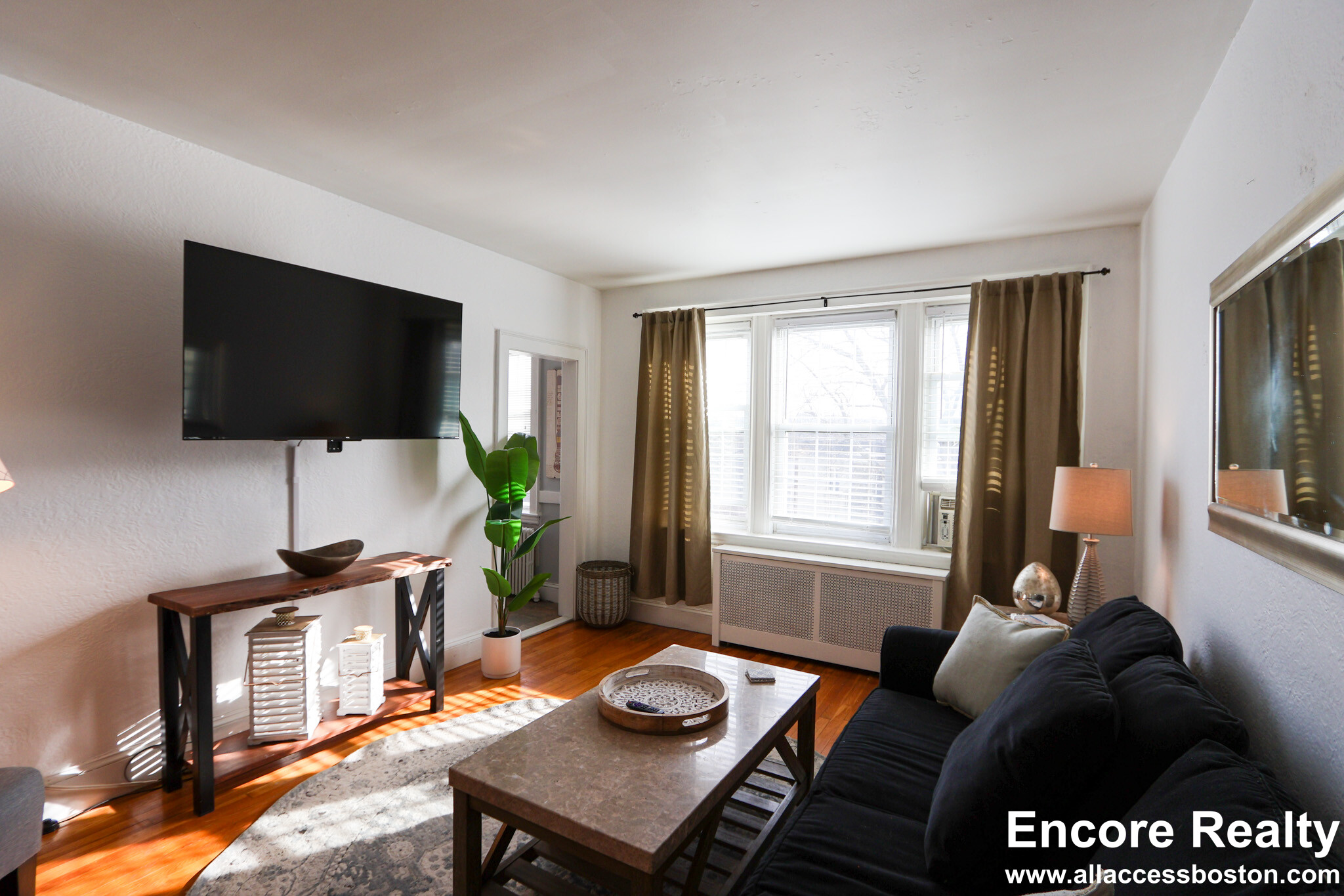 90 Kilsyth Rd, Brighton