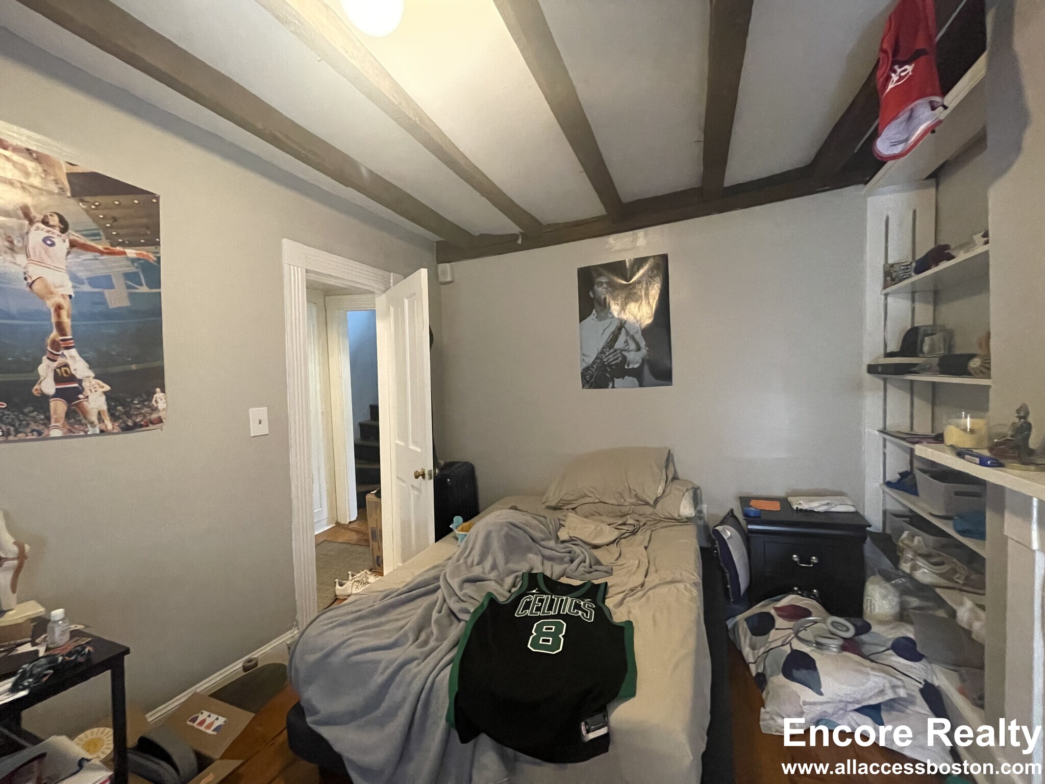 3 Champney Pl, Beacon Hill