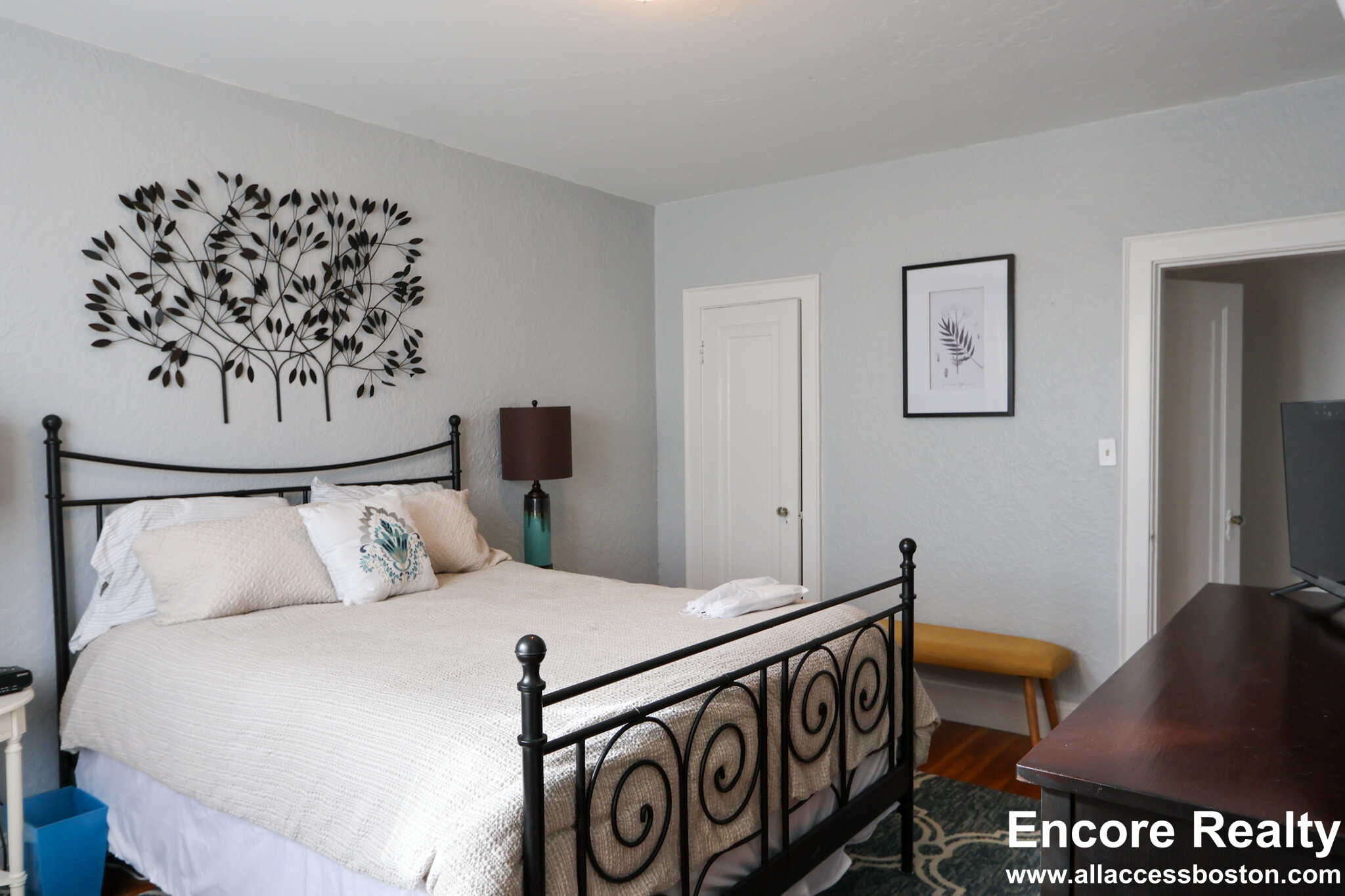 90 Kilsyth Rd, Brighton