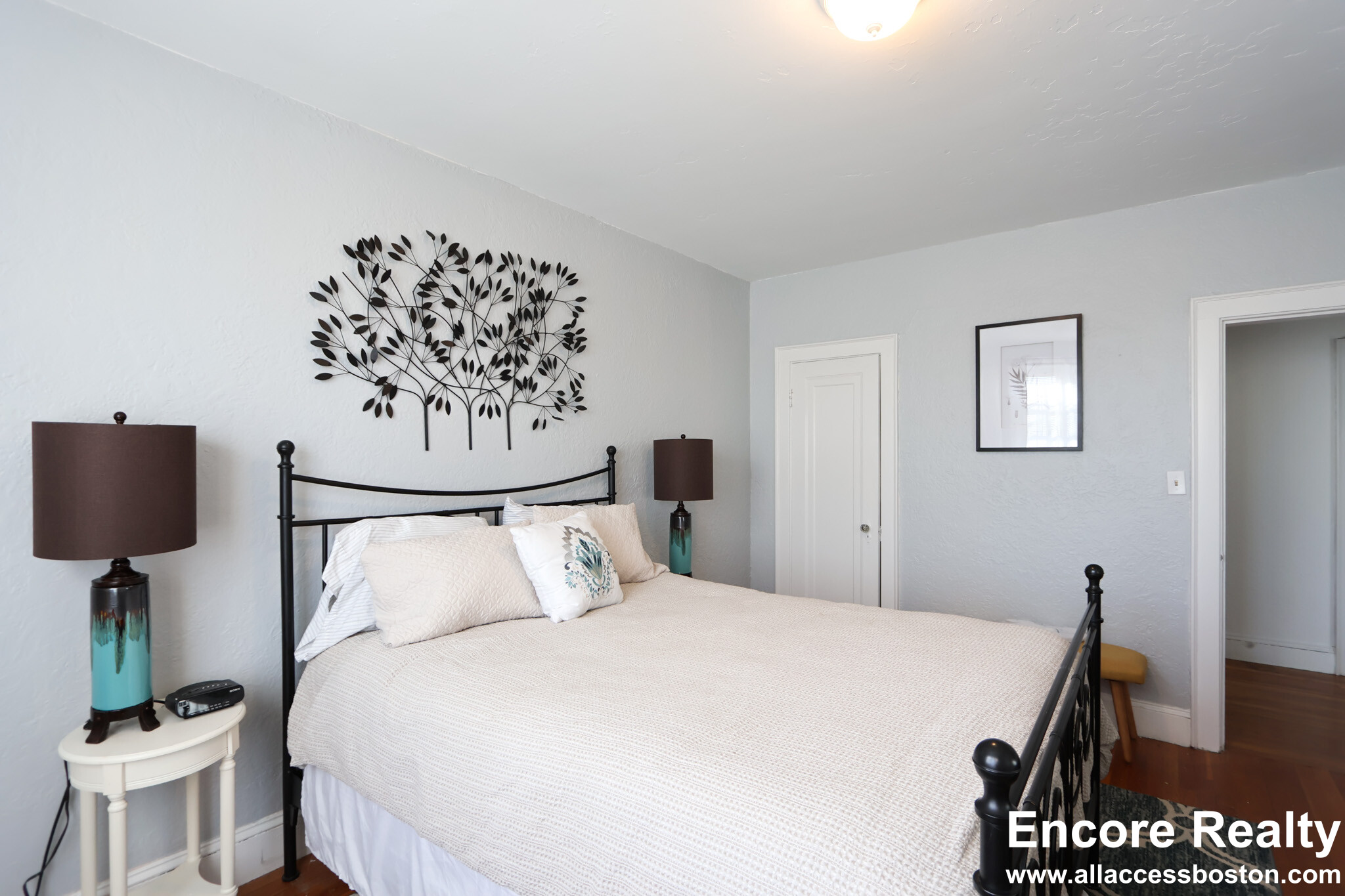 90 Kilsyth Rd, Brighton