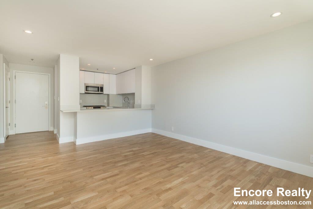 1409 Columbia Rd, South Boston