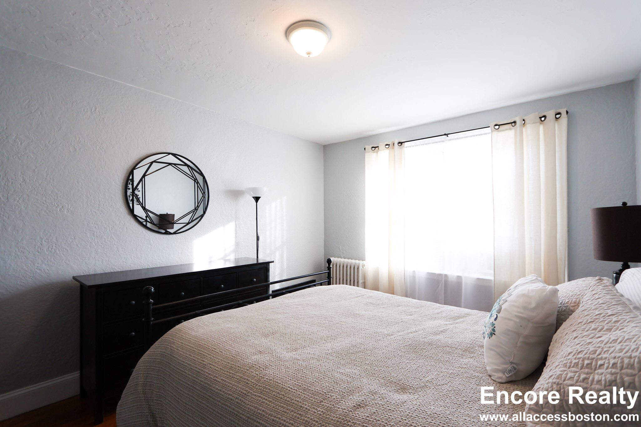 90 Kilsyth Rd, Brighton