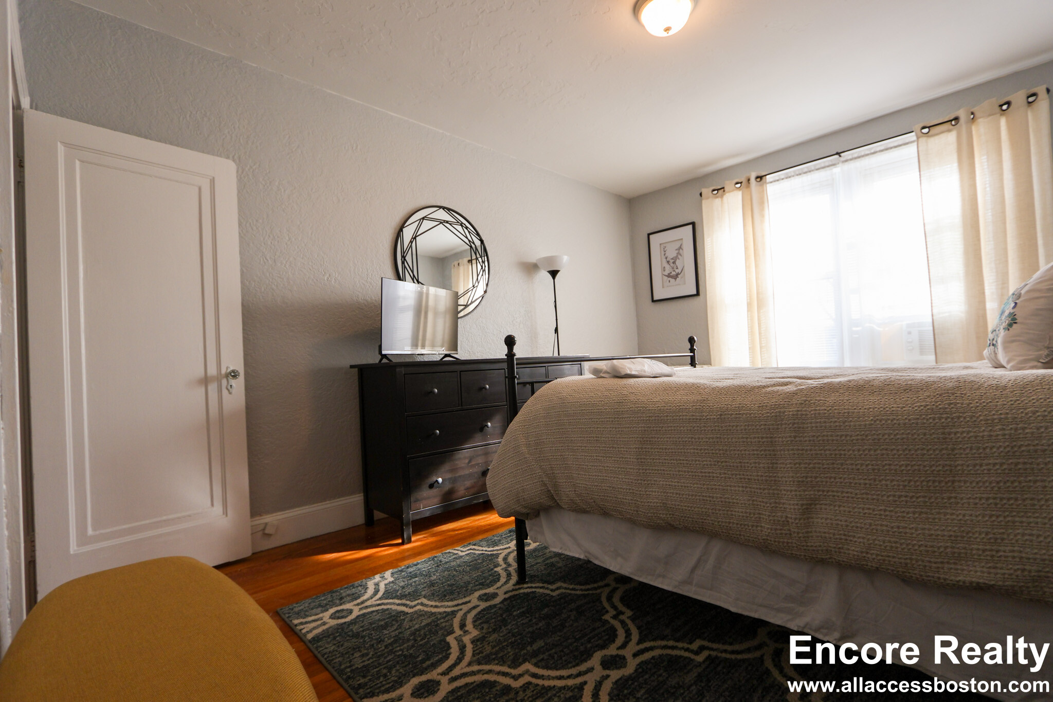 90 Kilsyth Rd, Brighton