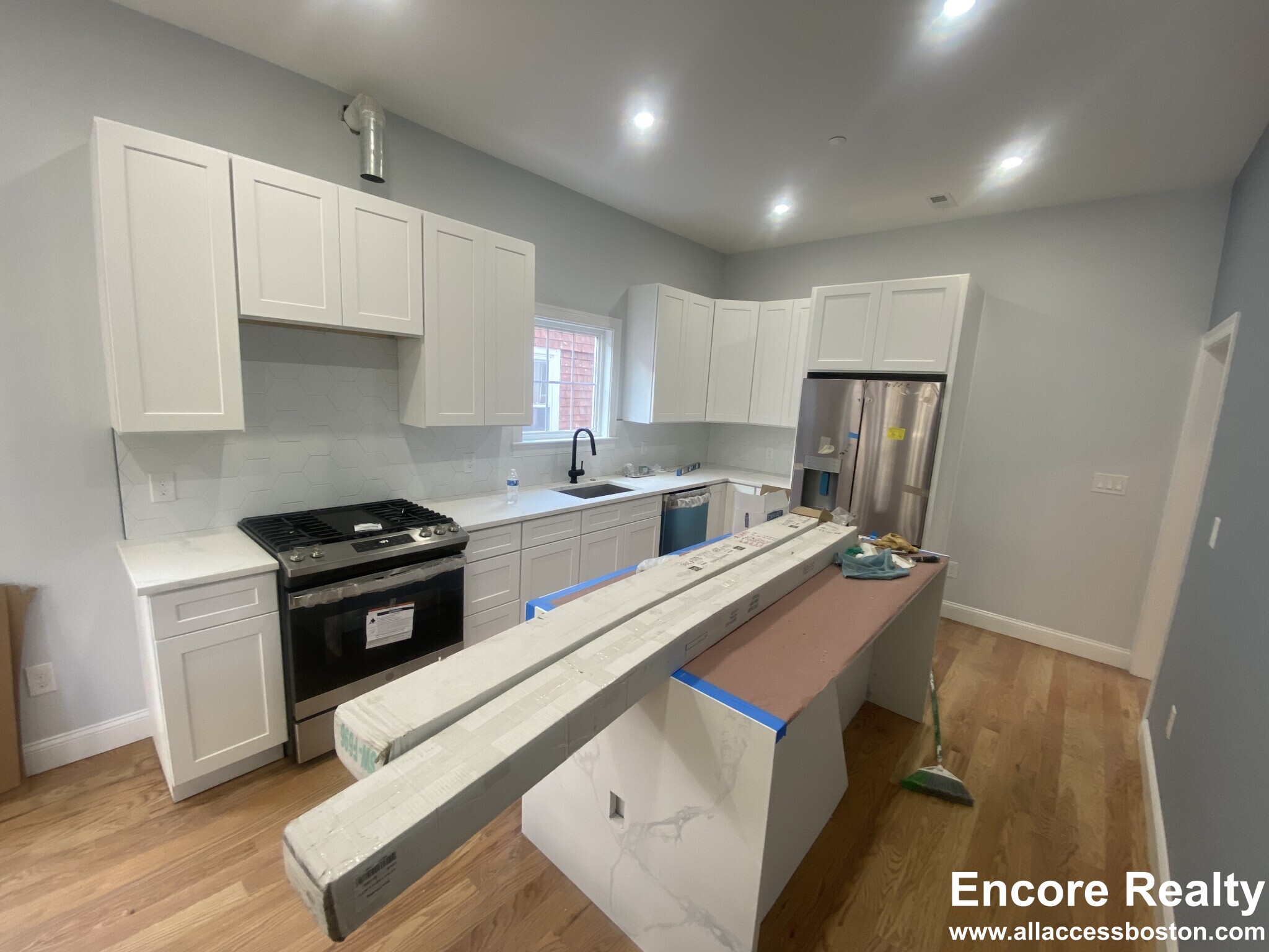 68 Dimick St, Ward Two