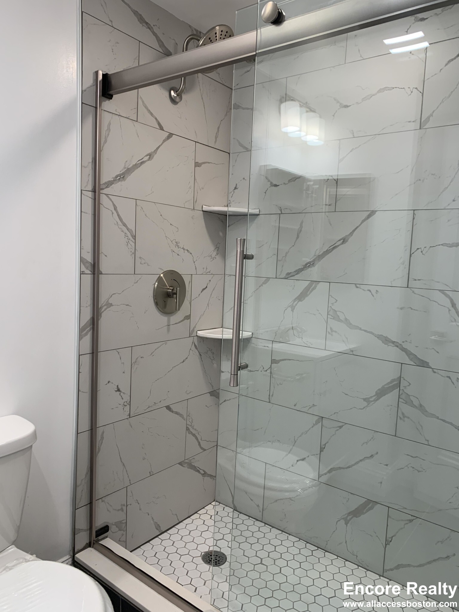 98 Queensberry St, Fenway