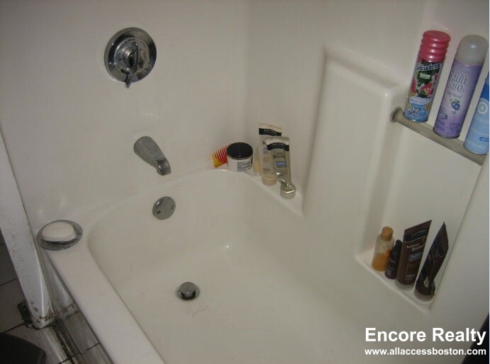 15 Aberdeen St, Fenway