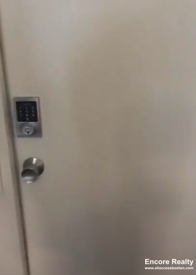 15 Aberdeen St, Fenway