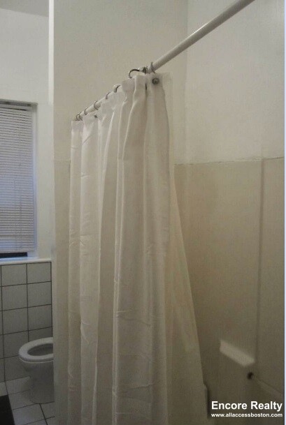 15 Aberdeen St, Fenway