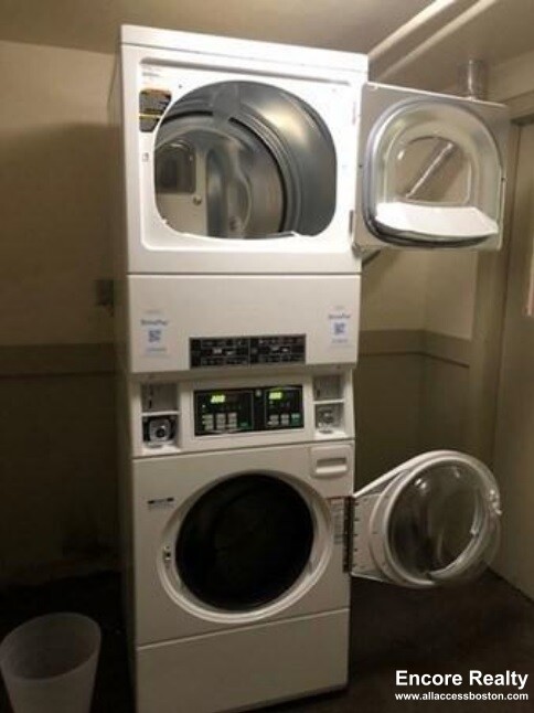 15 Aberdeen St, Fenway