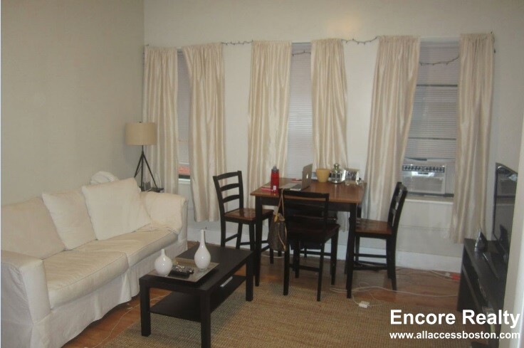 15 Aberdeen St, Fenway