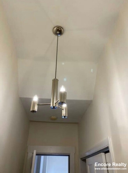 15 Aberdeen St, Fenway