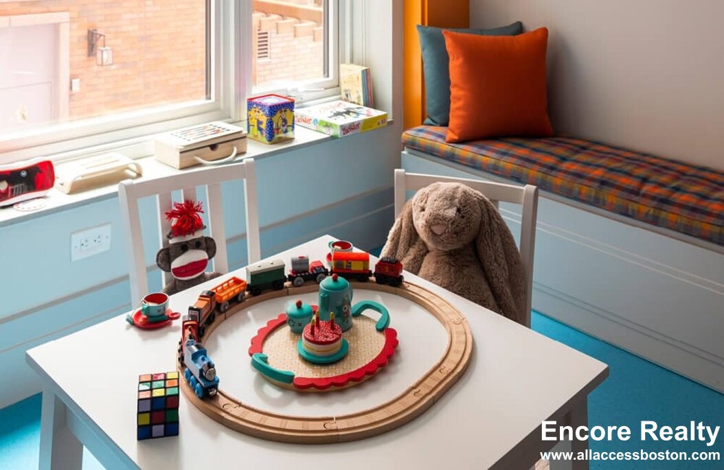 100 Lovejoy Wharf, North End