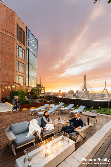 100 Lovejoy Wharf, North End