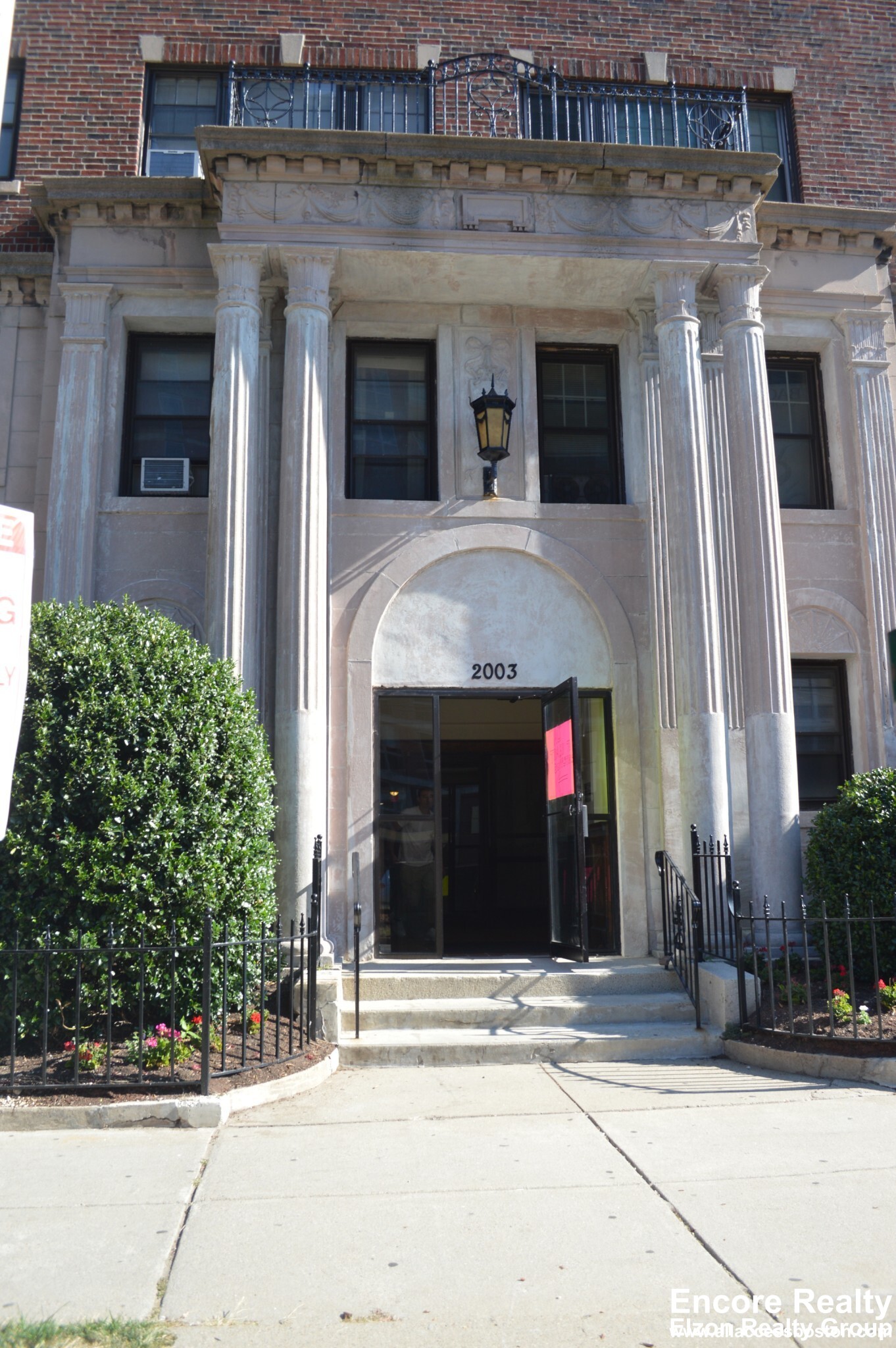 2003 Commonwealth Ave, Brighton