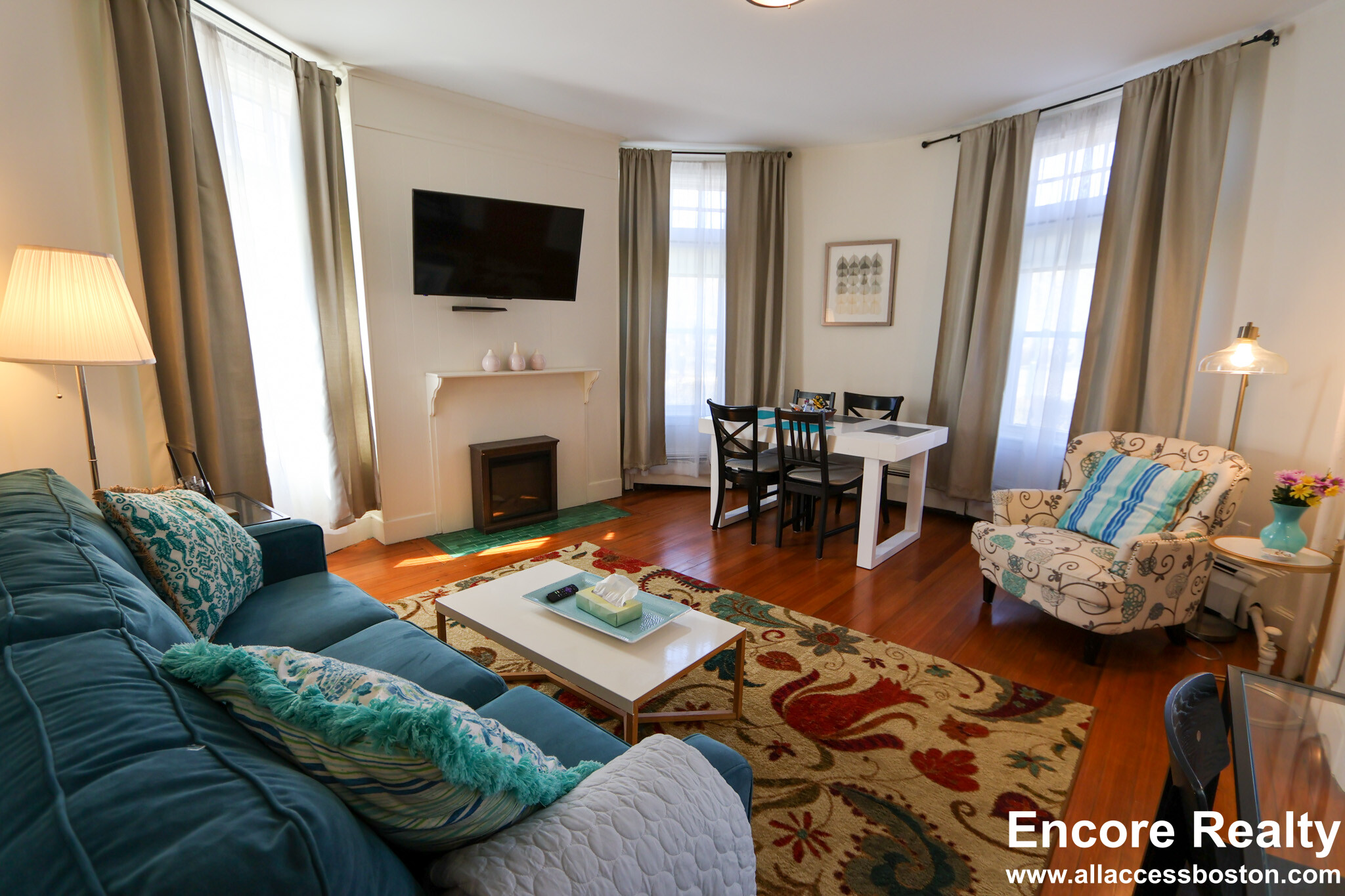 1871 Beacon St., Unit 3 , Brookline, MA 02445 1871 Beacon St., Unit 3 , Brookline, MA 02445