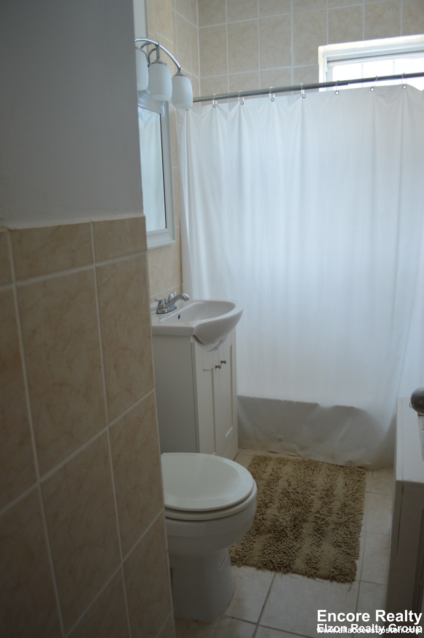 2003 Commonwealth Ave, Brighton