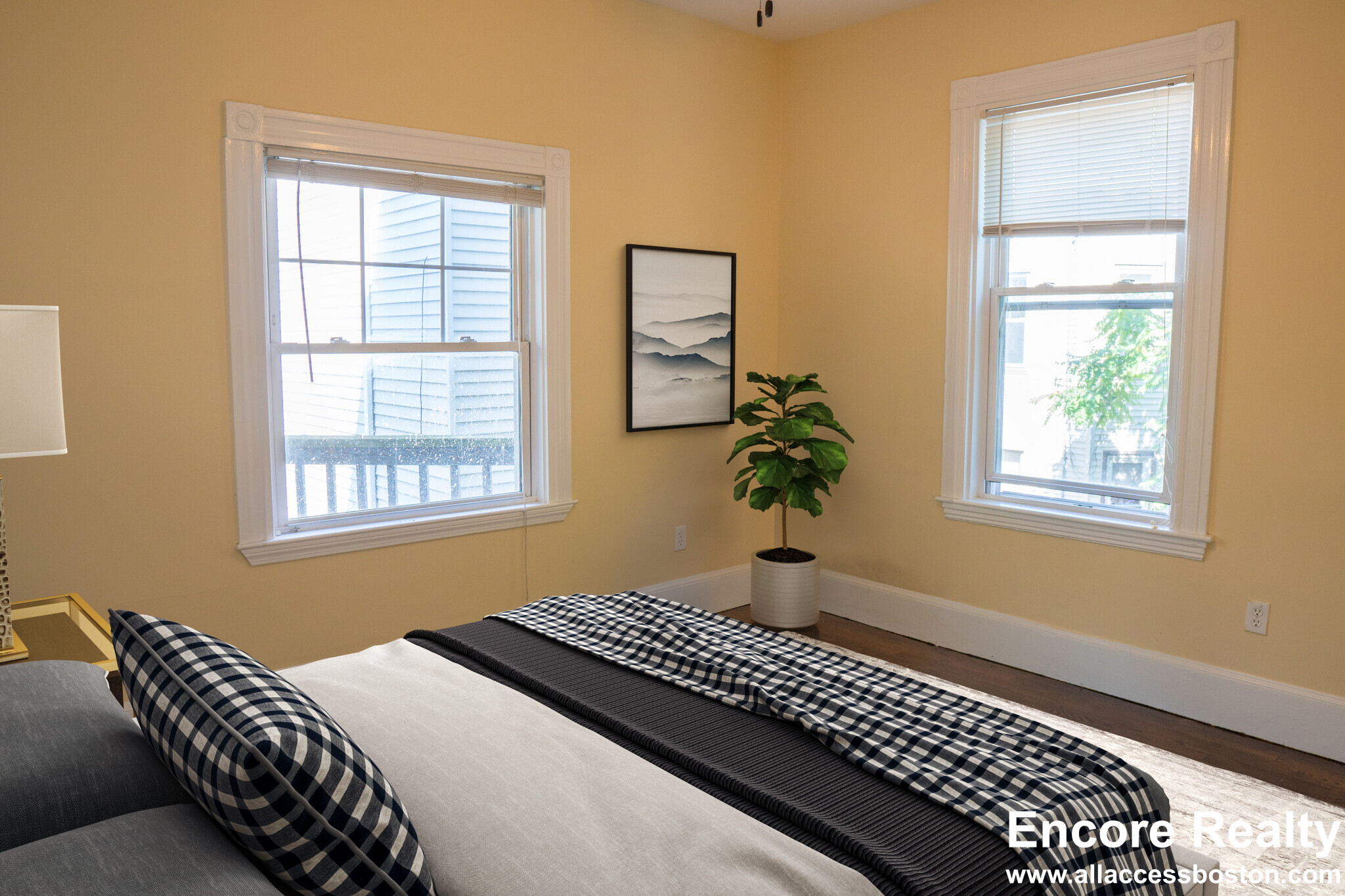 19 Parker Hill Ave, Mission Hill