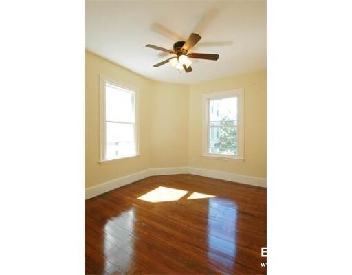 19 Parker Hill Ave, Mission Hill