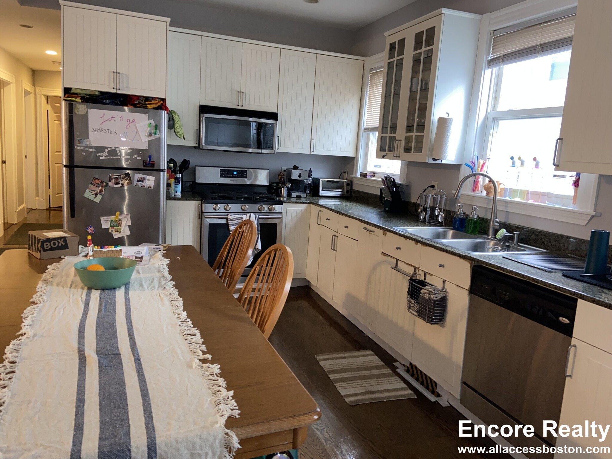 19 Parker Hill Ave, Mission Hill