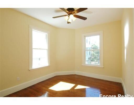 19 Parker Hill Ave, Mission Hill