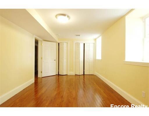 19 Parker Hill Ave, Mission Hill