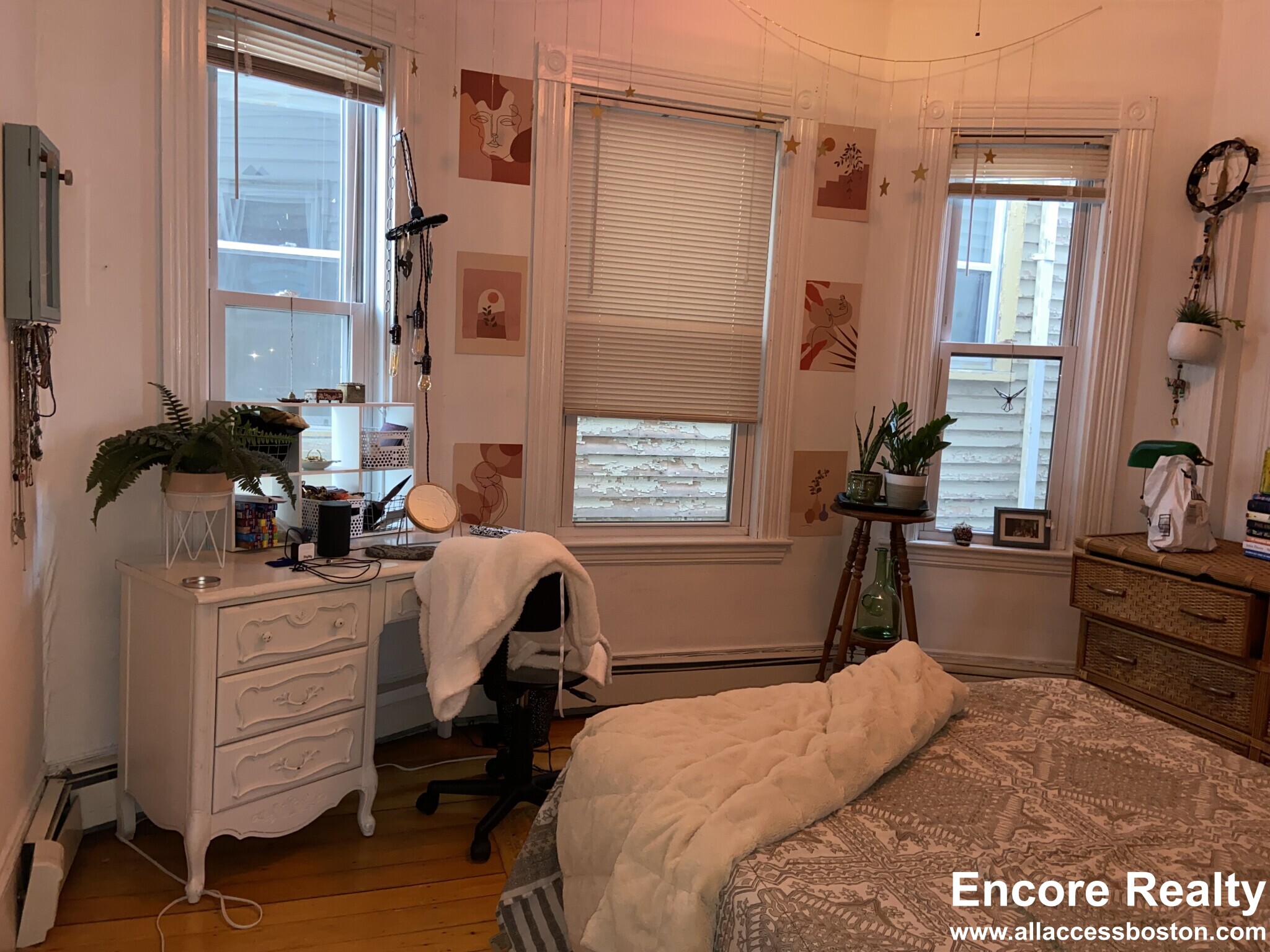 68 Calumet St, Mission Hill