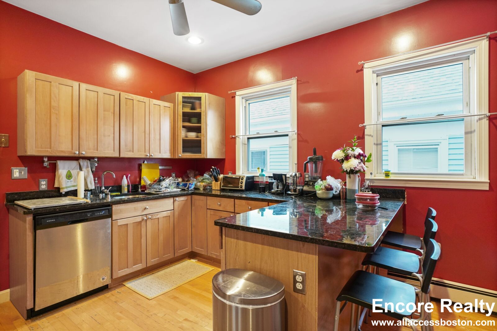 68 Calumet St, Mission Hill