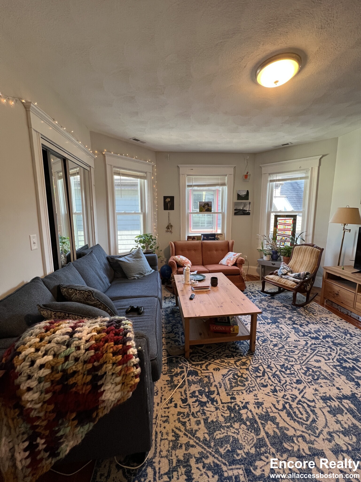 305 Highland Ave, Davis Square